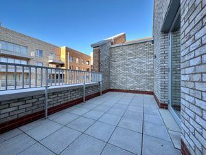 Photo 10- click for photo gallery